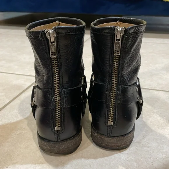 Frye Phillip Harness Short—all leather, made in Mexico - Picture 5 of 8